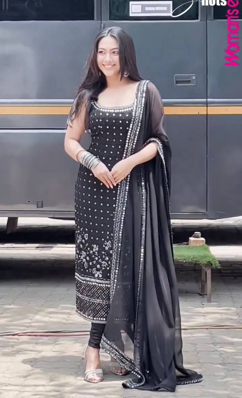 💎 Real Mirror Work Georgette Suit – Shine with Timeless Elegance