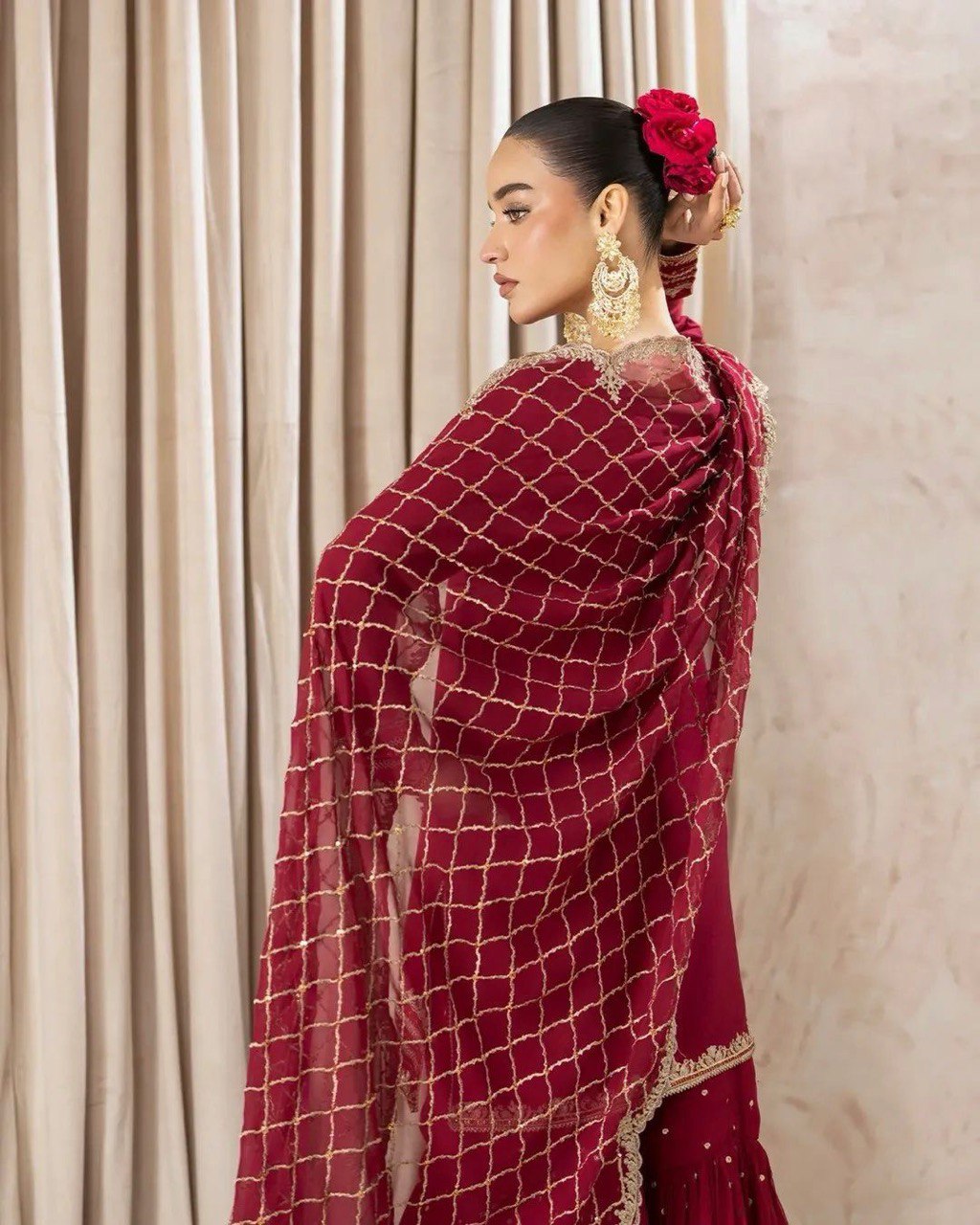 ✨ Elegant Faux Georgette Sarara Set ✨