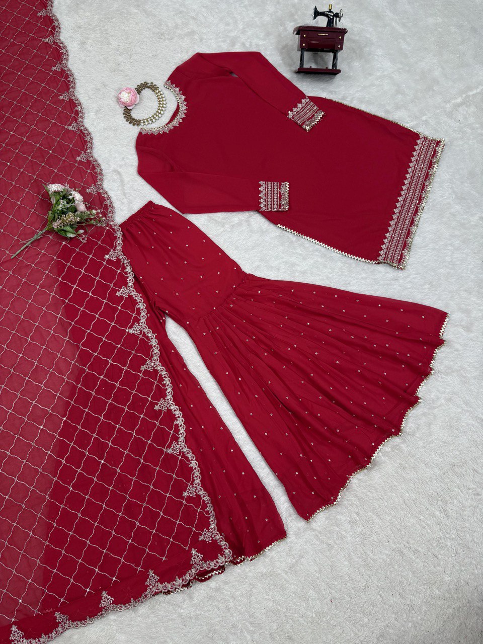 ✨ Elegant Faux Georgette Sarara Set ✨