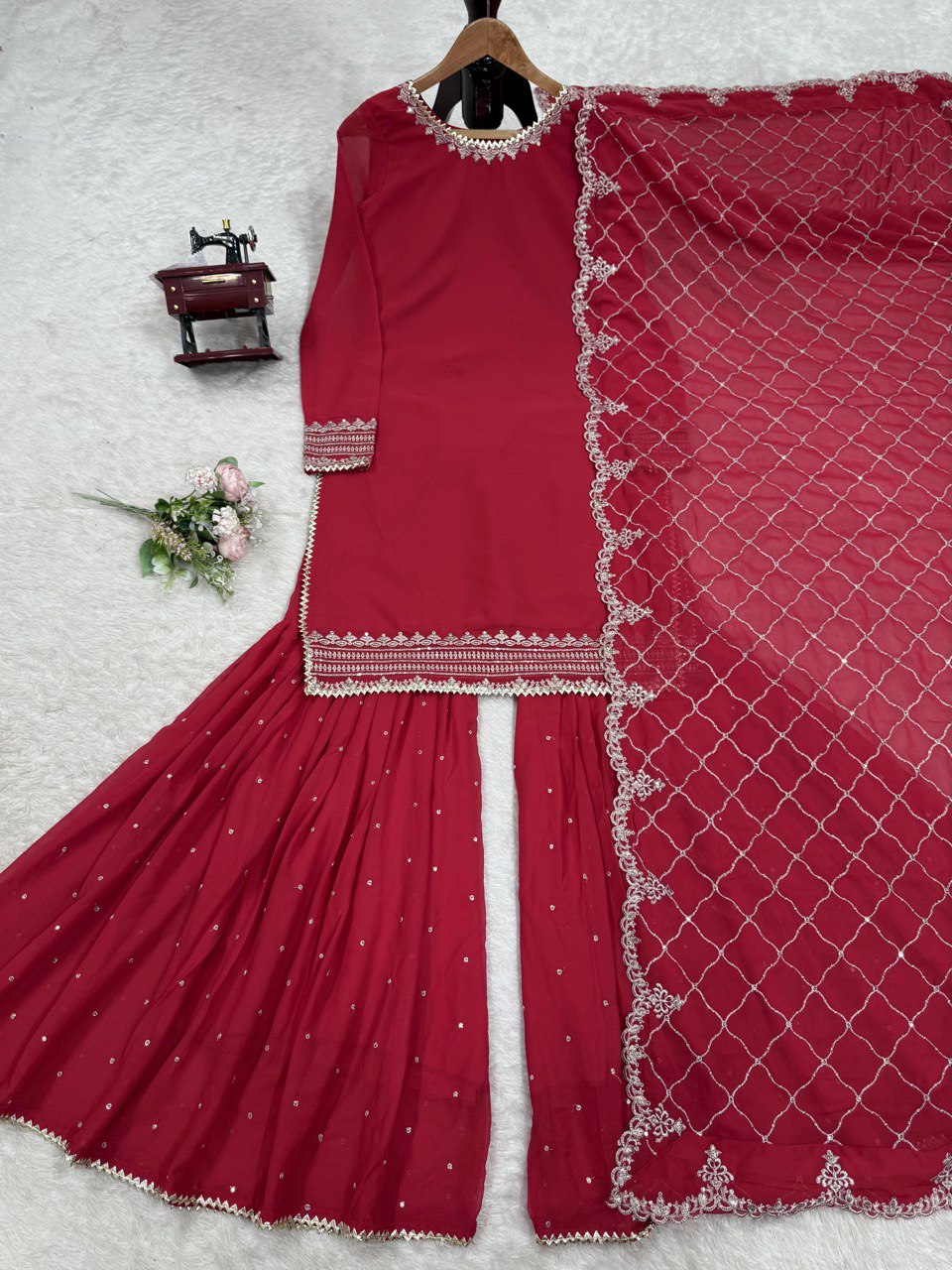 ✨ Elegant Faux Georgette Sarara Set ✨