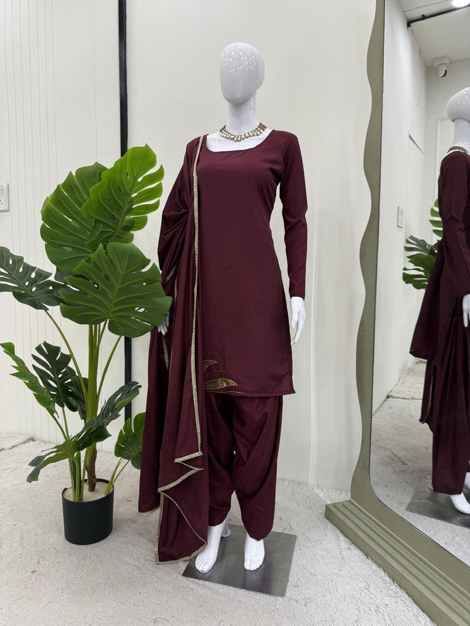 ✨ Elegant Natural Crepe Silk Suit Set ✨