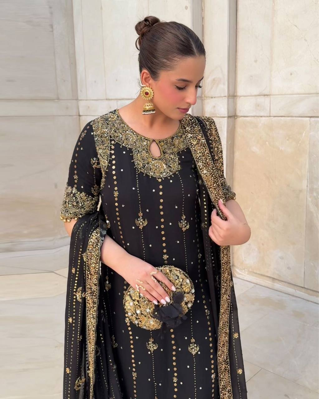 🩵 Elegant Rivet Moti Sequence Suit – Effortless Grace in Every Stitch
