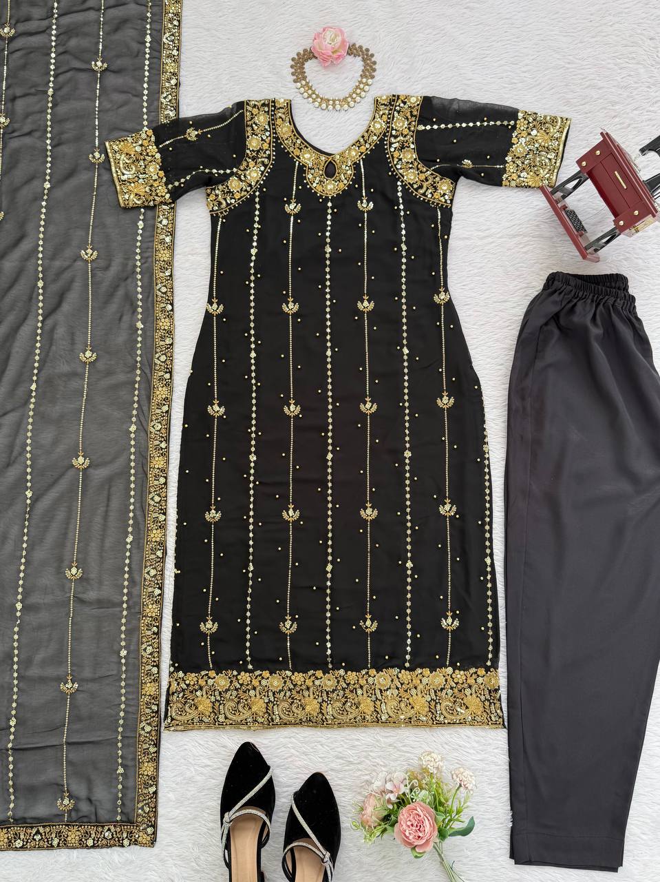 🩵 Elegant Rivet Moti Sequence Suit – Effortless Grace in Every Stitch