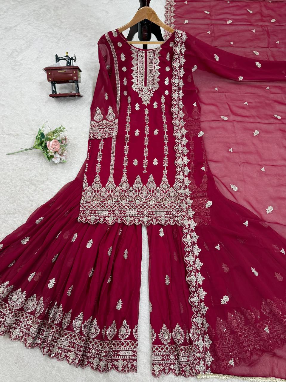 ✨ Elegant Faux Georgette Sarara Set ✨