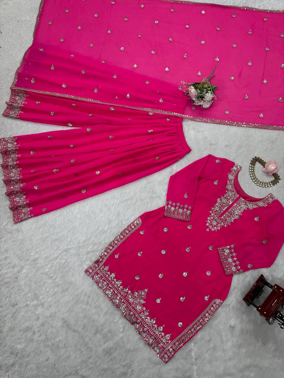 ✨ Elegant Faux Georgette Suit Set ✨