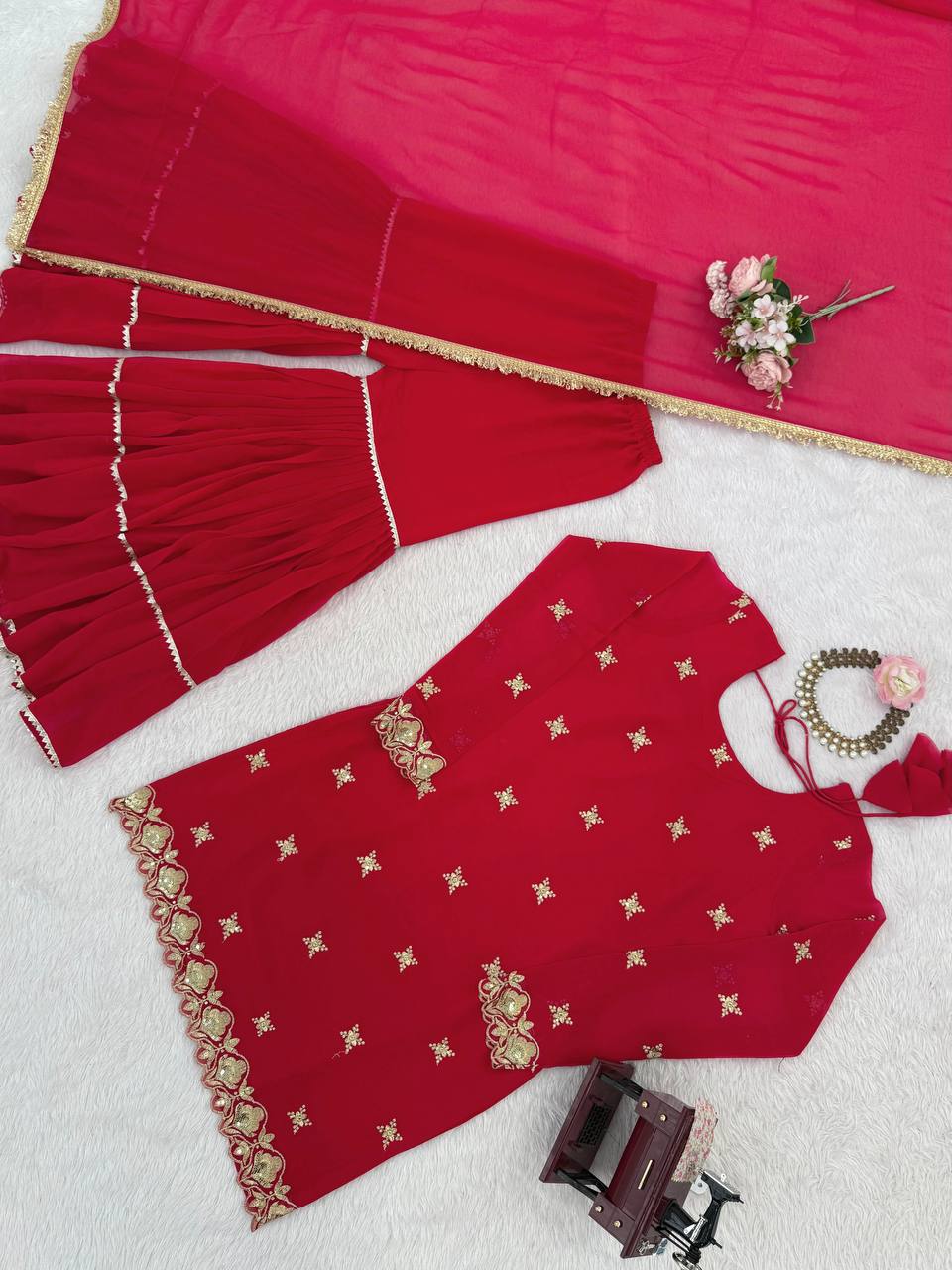 ✨ Grace in Every Thread: Premium 3-Piece Ethnic Set for Effortless Elegance