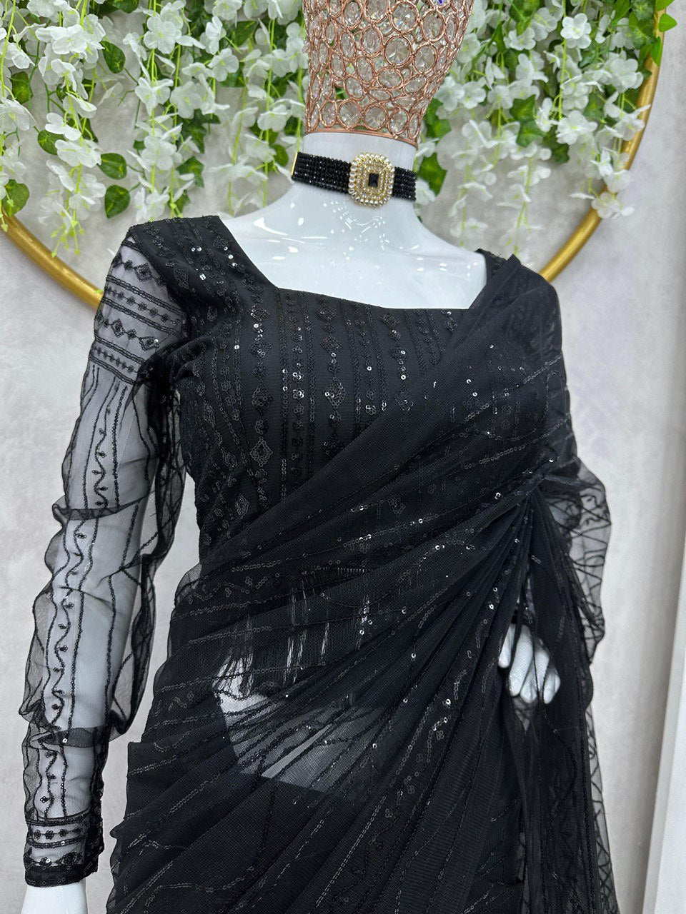 ✨ Radiant Glamour – Designer Ready-to-Wear Saree ✨