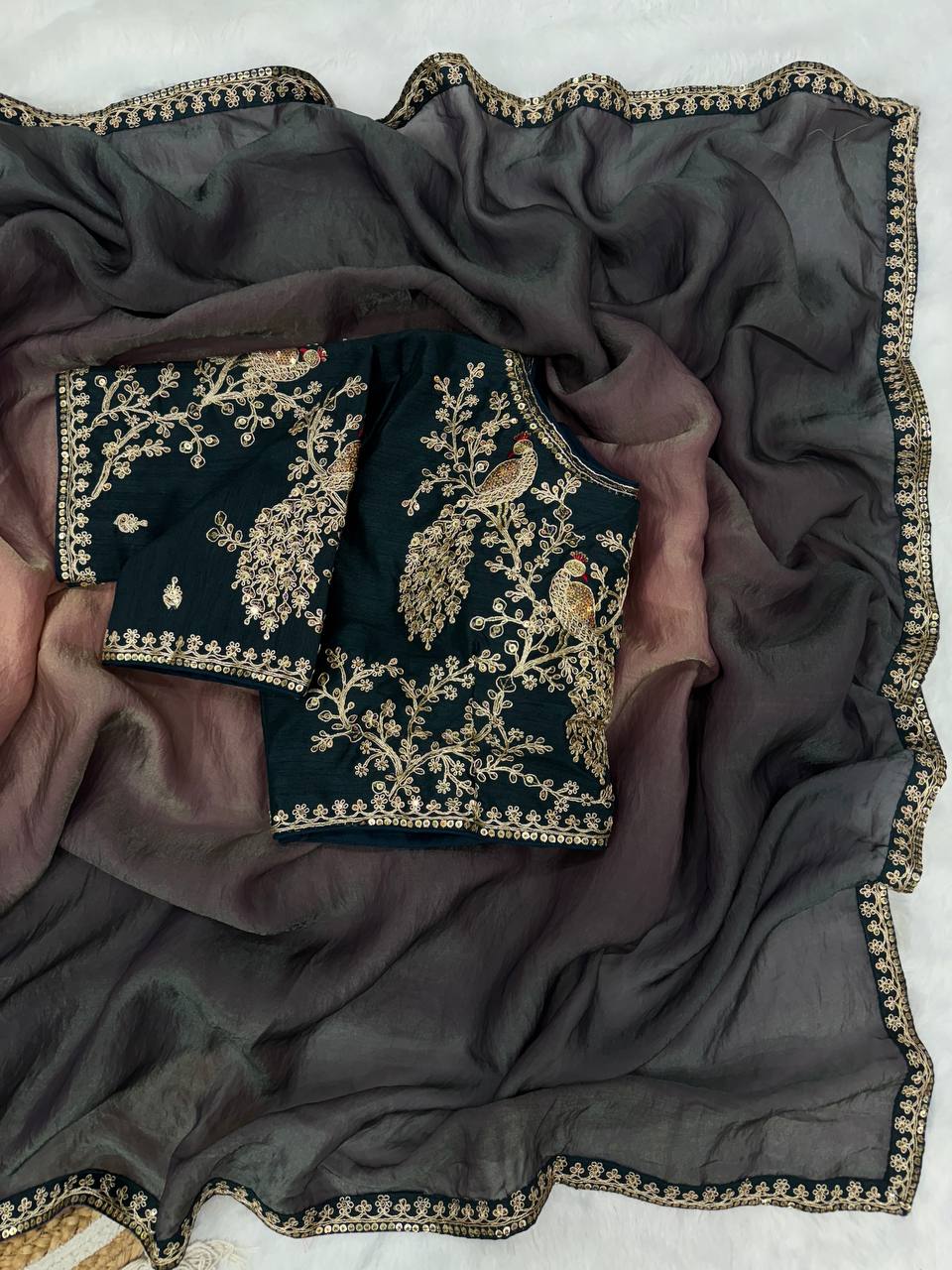 Shaded Space Silk Saree – Elegance That Shines! -NC-5489 🌈✨💖