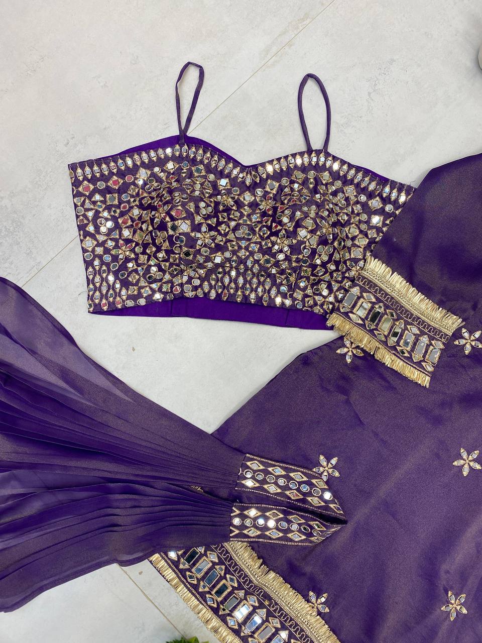 EXCLUSIVE 4-PIECE MIRROR-WORK PLAZZO SET-LG-2015💫✨✨💫