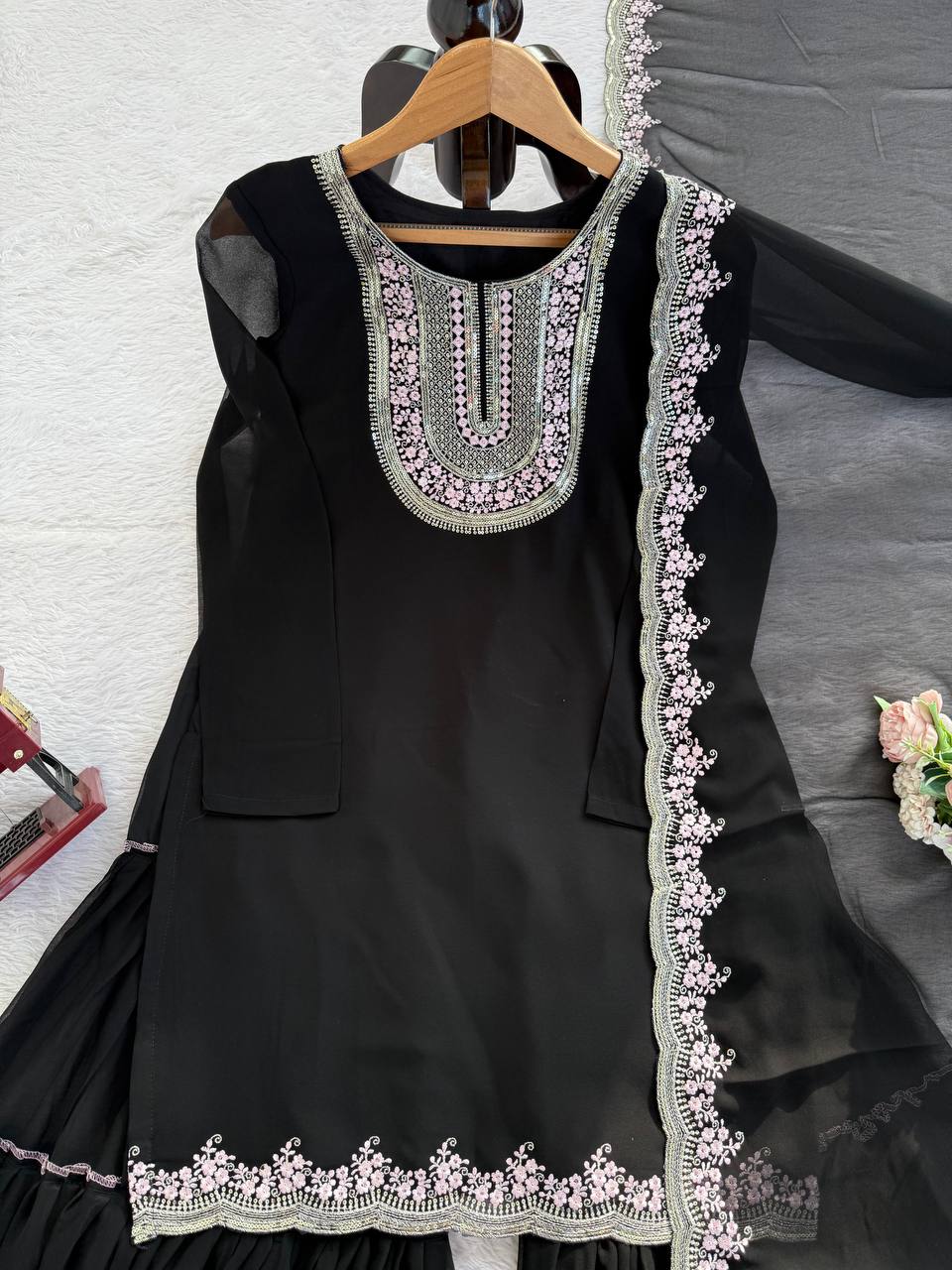 🎀 Elegant & Ethnic – Designer Sharara Set - KD - 1537🌟💃