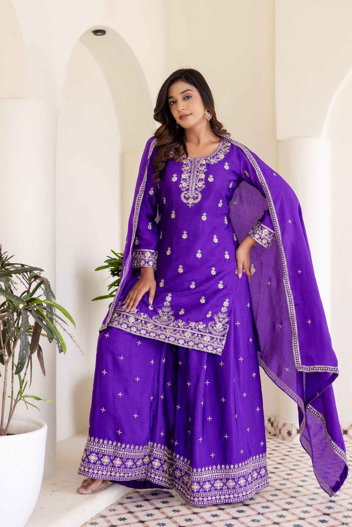 💫 Elegant Embroidery Luxe Suit Set-DVD-5128 💫