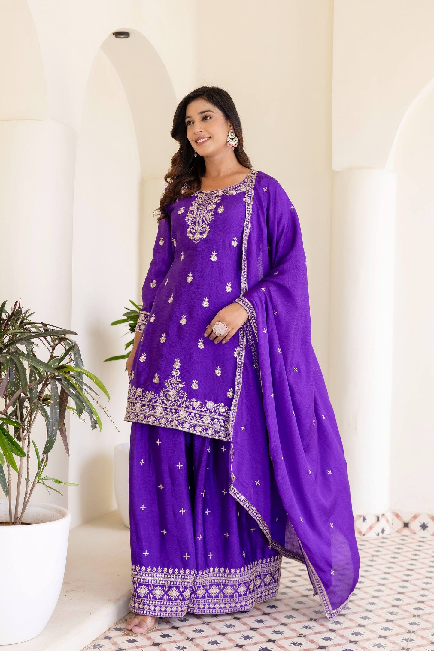 💫 Elegant Embroidery Luxe Suit Set-DVD-5128 💫