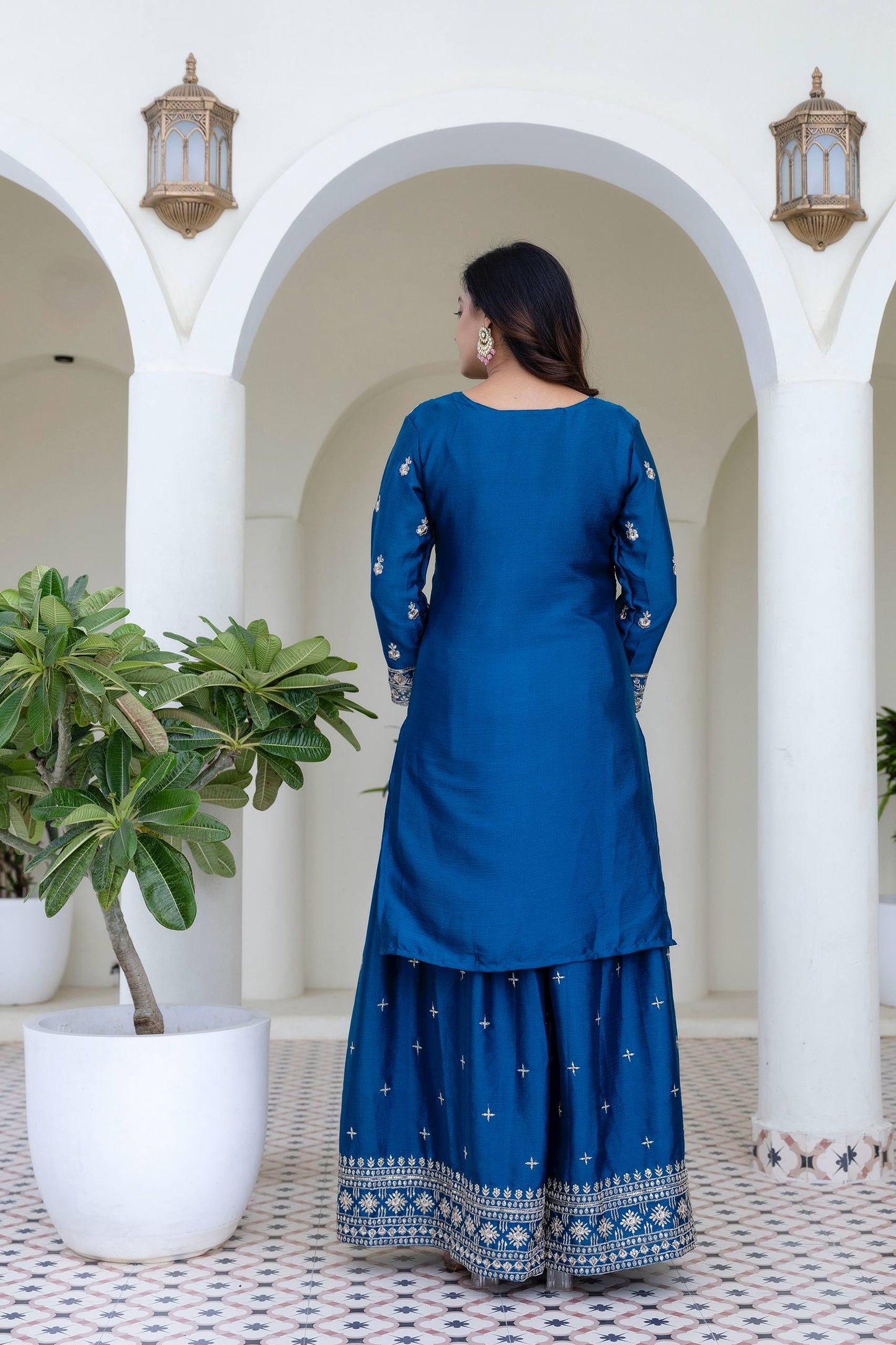 💫 Elegant Embroidery Luxe Suit Set-DVD-5128 💫