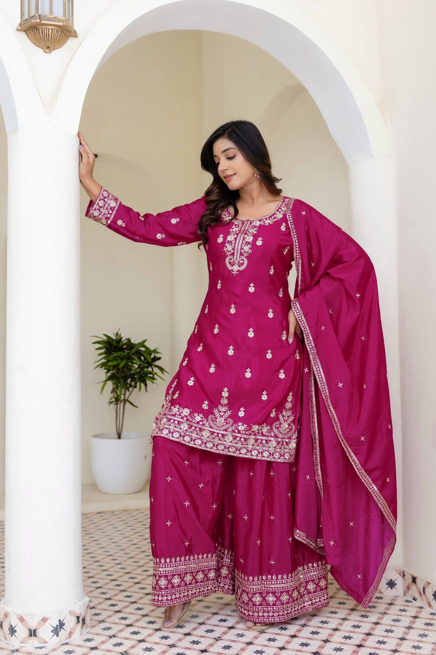 💫 Elegant Embroidery Luxe Suit Set-DVD-5128 💫