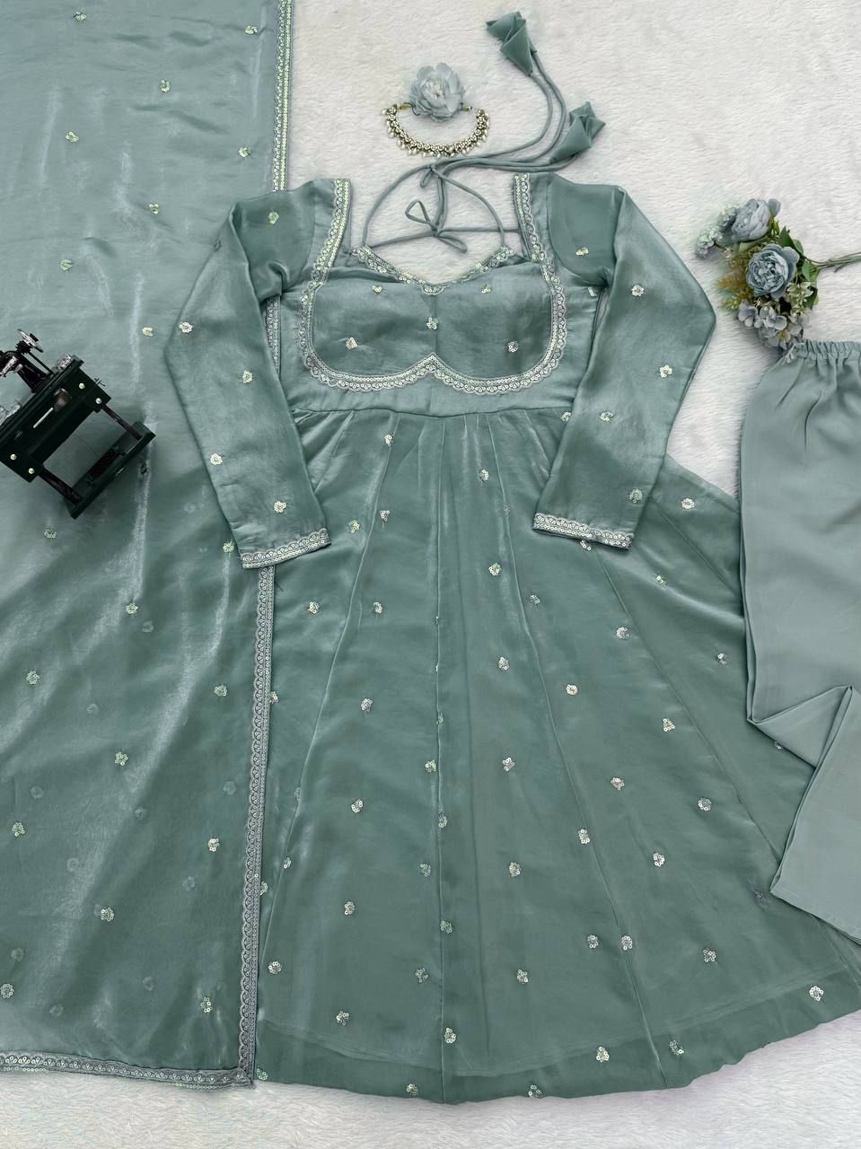 5000 Series – Royal Anarkali Elegance Unlocked! 🌟💃👑