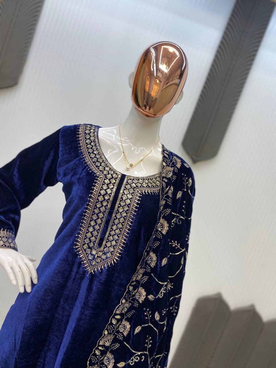 2025 Premium Velvet Winter Suit Set-LG-2023❄️✨  ✨❄️