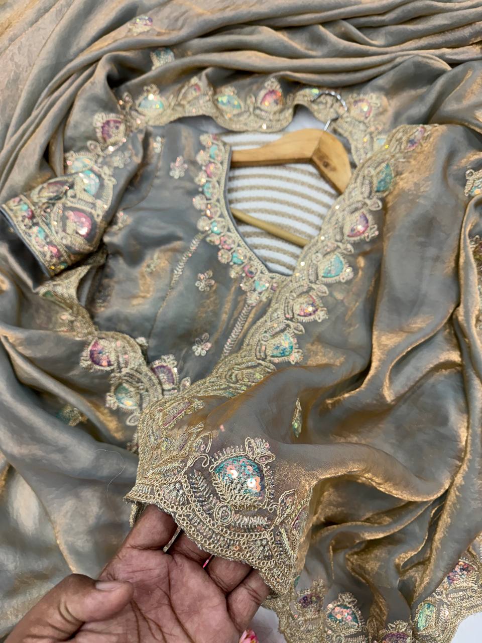 Dual Shine Saree -NC-5447 💫💫