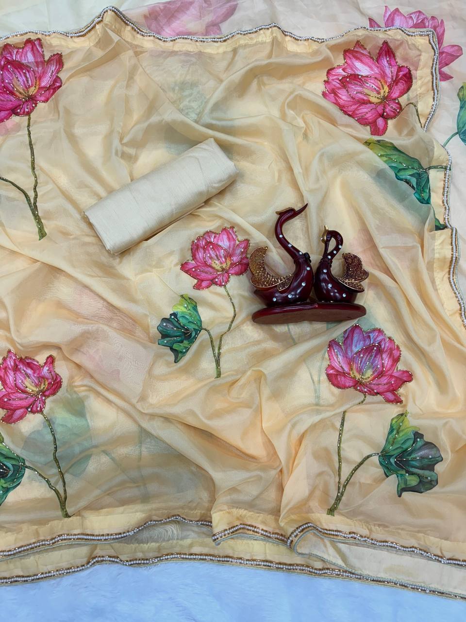 Floral Glow Saree Collection-NC-5497🌸🌸