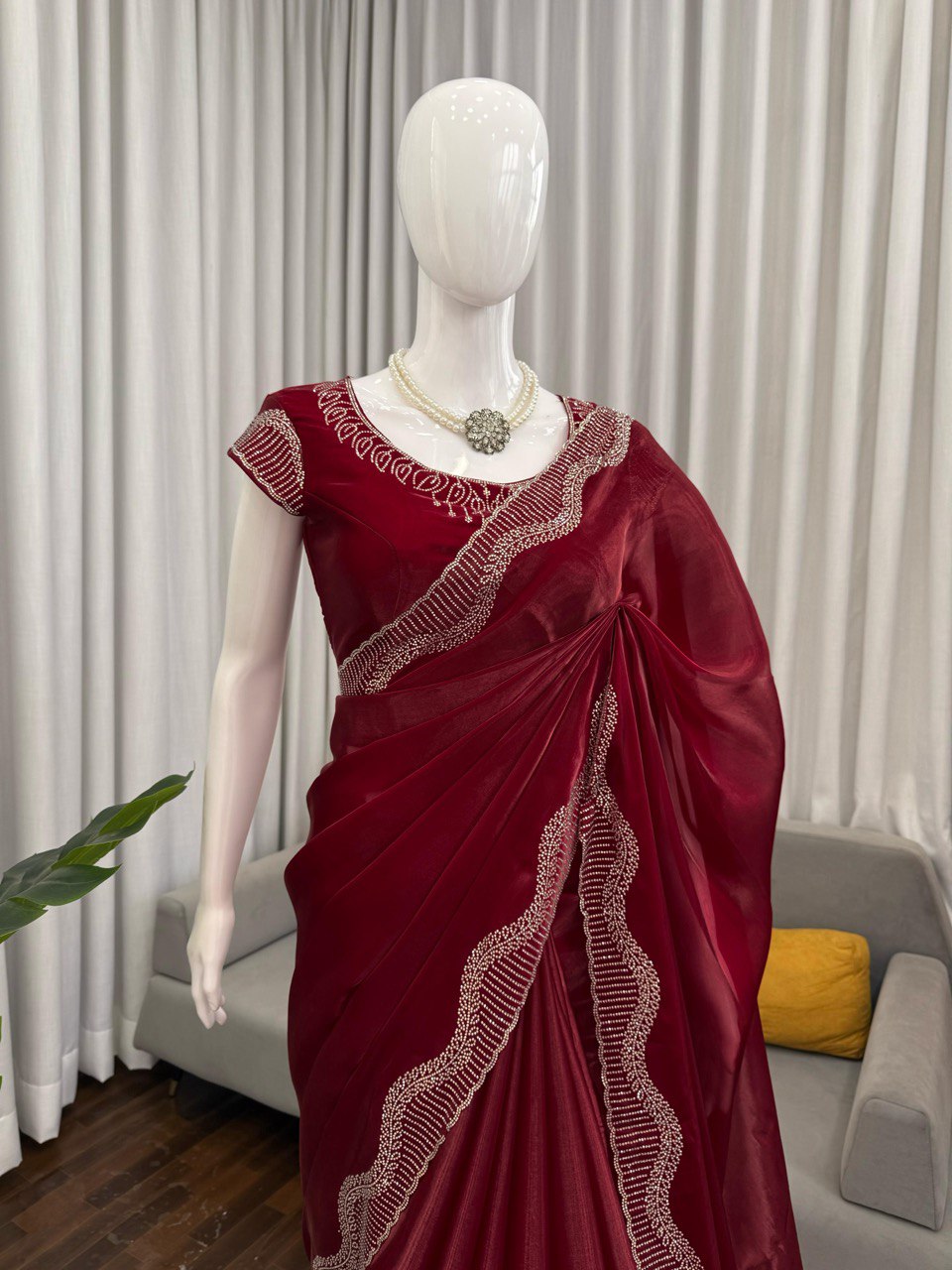 ✨ Designer Jimmy Chu Saree – Grace with a Touch of Glamour ✨