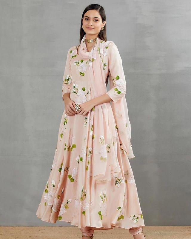 Elegant Chinon Silk Gown – New Trending Design-KD-1073 💃🌸