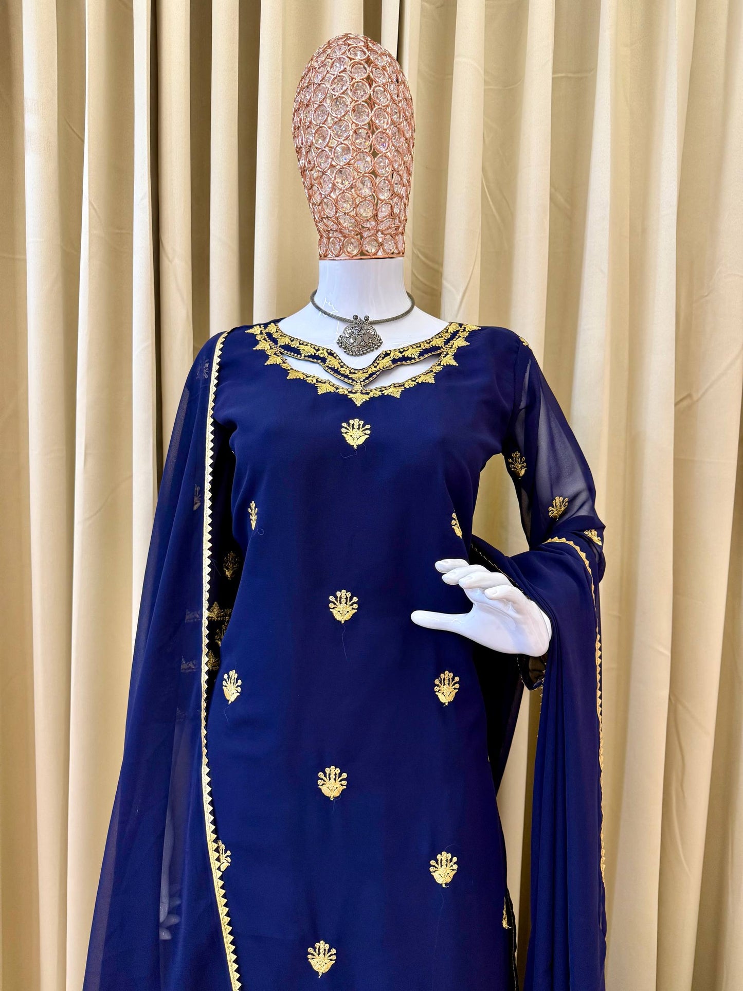 New Trending Embroidered Suit Set – Festival Special!-ST-1128 ✨🔥