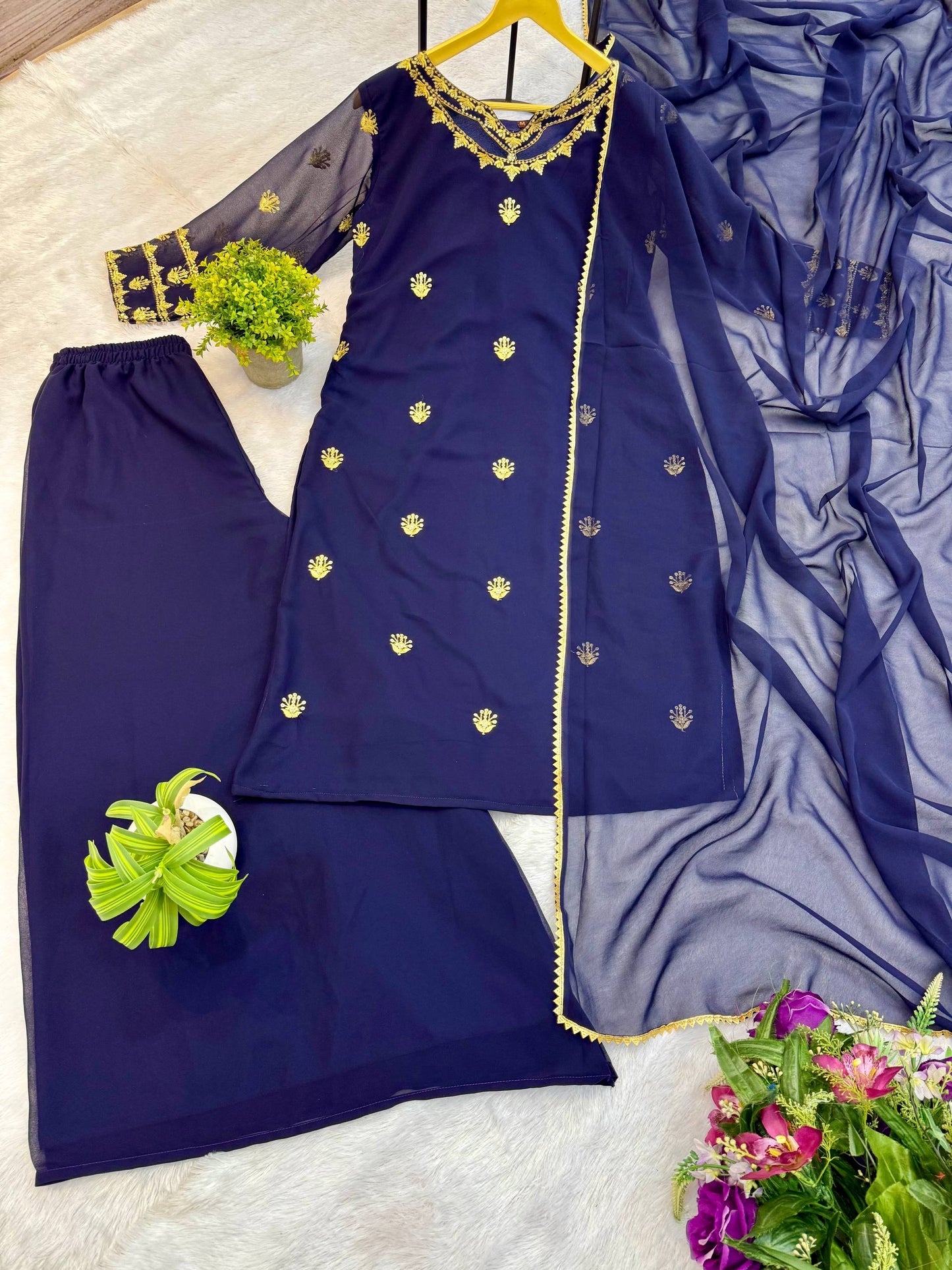 New Trending Embroidered Suit Set – Festival Special!-ST-1128 ✨🔥