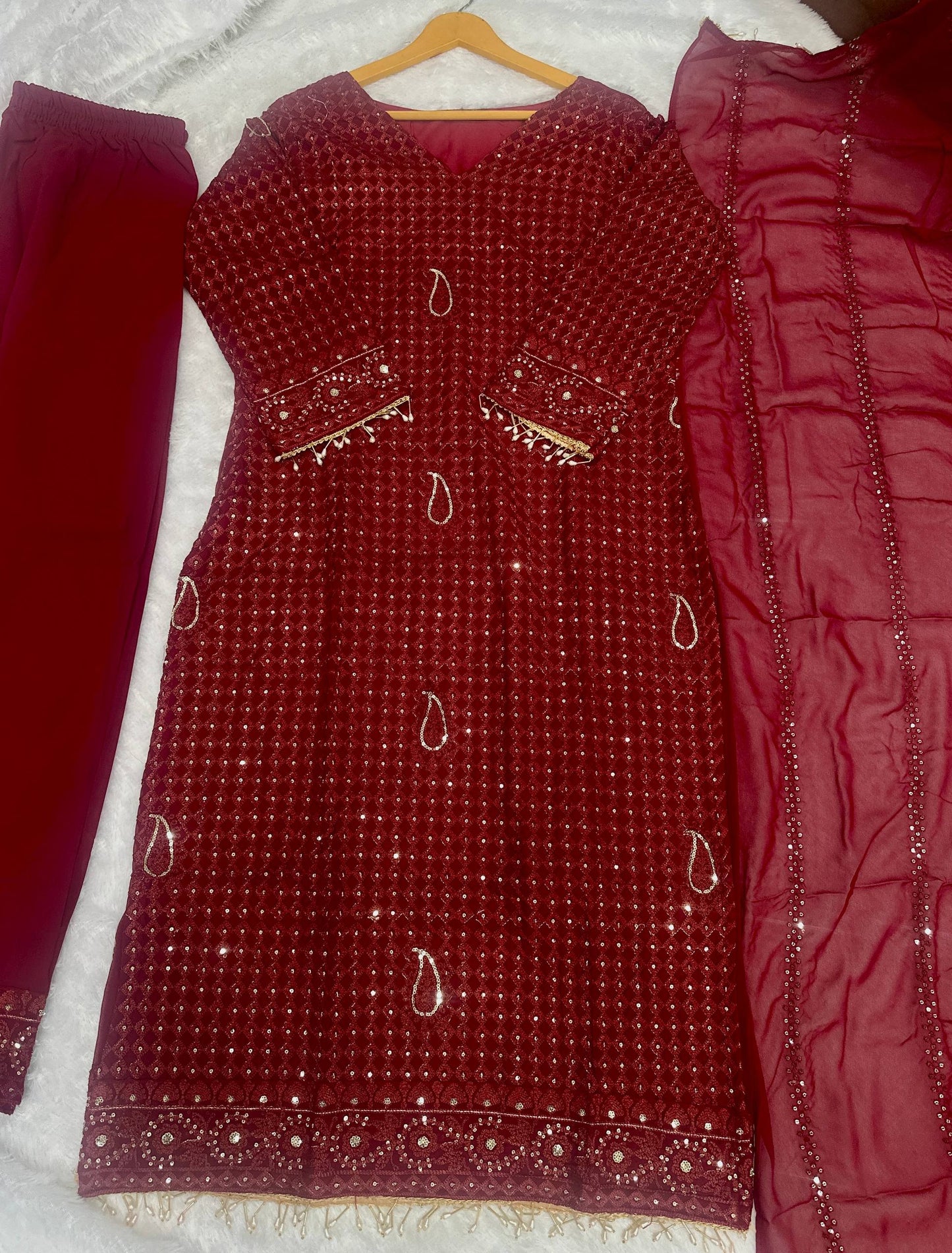 💃 Maroon Majesty Suit Set Collection-DVD-5056 ✨