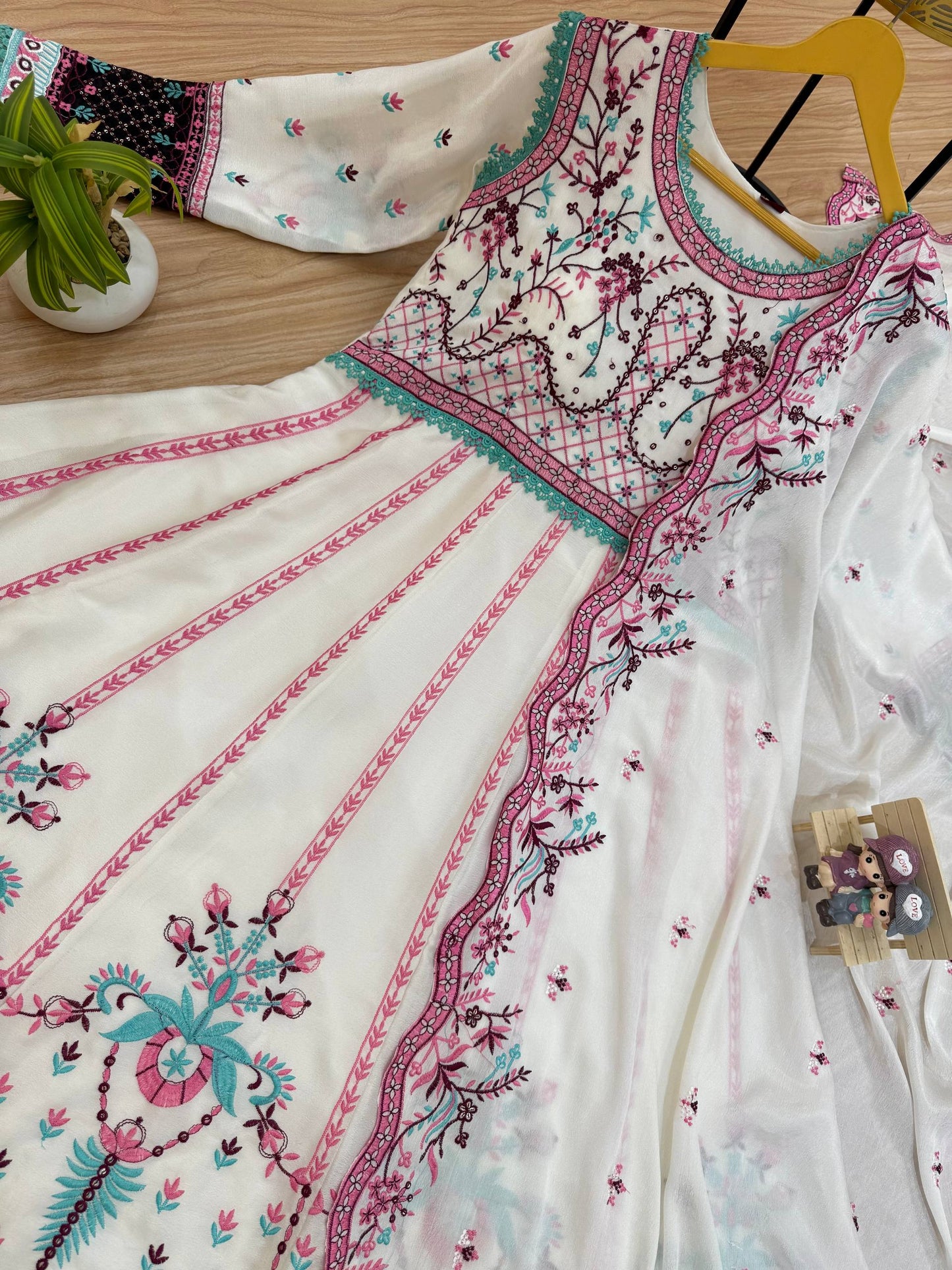 ANARKALI GOWN & DUPATTA SET-ST-1117 ✨🥻