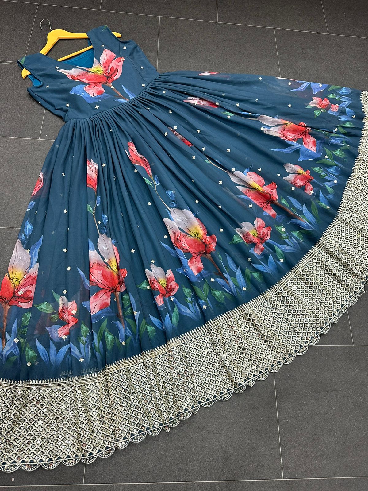 Heavy Georgette Digital Print Gown-KD-1194 ✨ 🌸