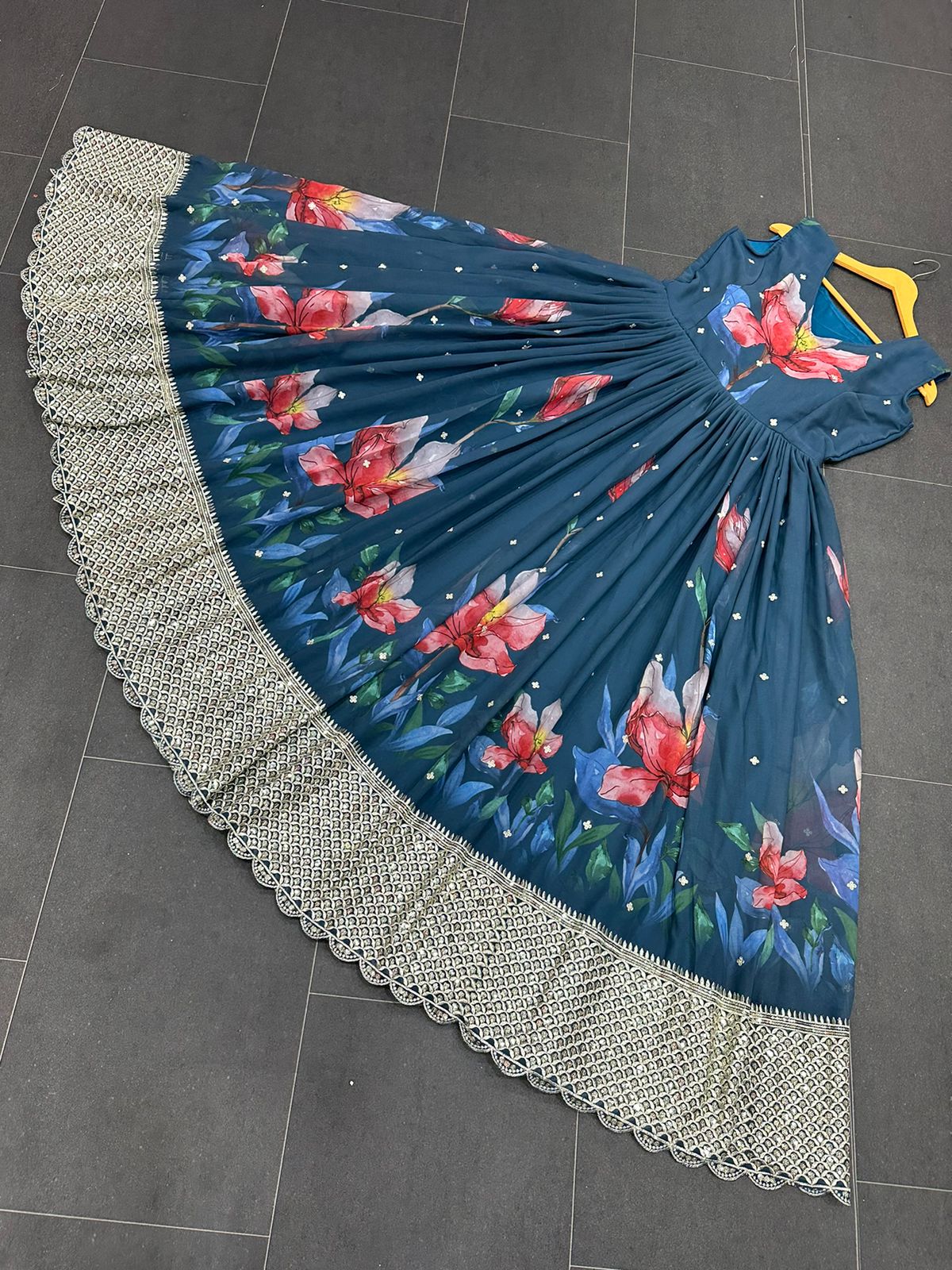 Heavy Georgette Digital Print Gown-KD-1194 ✨ 🌸